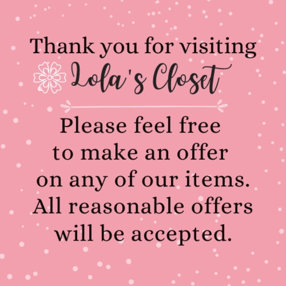 High-End & Mid-Range Consignment Shopping - Picture 2 of 5